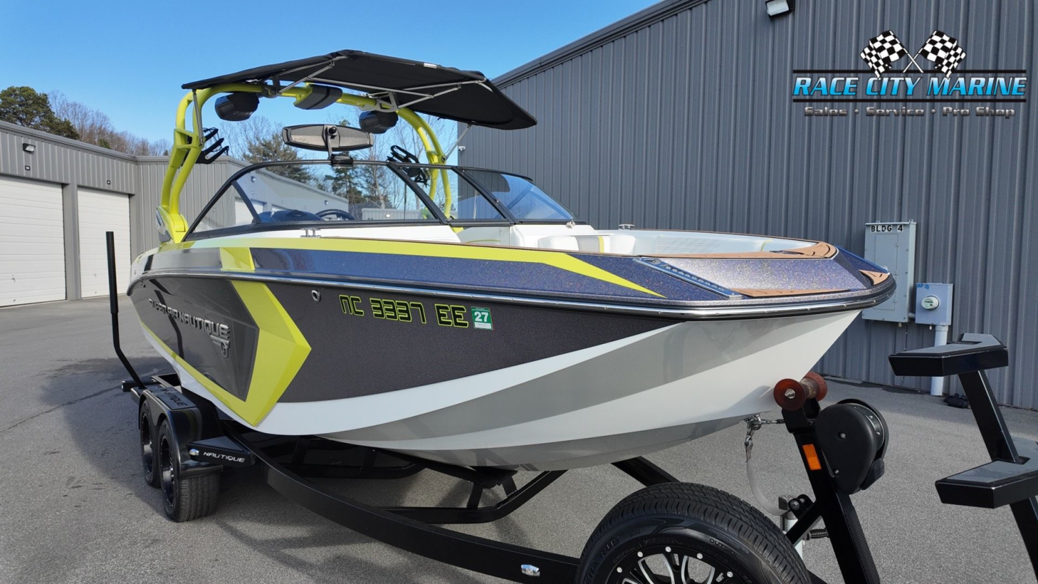 2016 Nautique G23