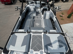 2023 Malibu Boats Wakesetter 25 LSV for sale in Cincinnati, Ohio