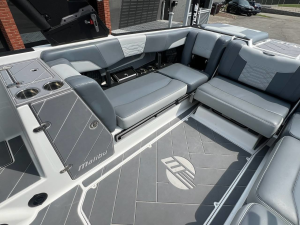 2023 Malibu Boats Wakesetter 25 LSV for sale in Cincinnati, Ohio