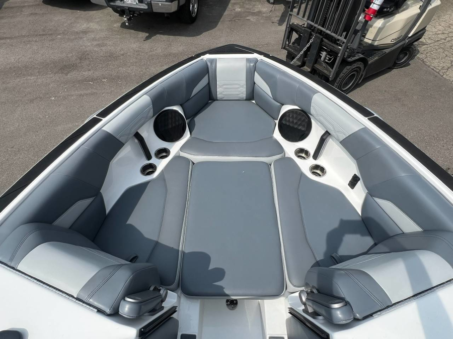 2023 Malibu Boats Wakesetter 25 LSV for sale in Cincinnati, Ohio