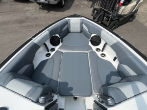 2023 Malibu Boats Wakesetter 25 LSV for sale in Cincinnati, Ohio