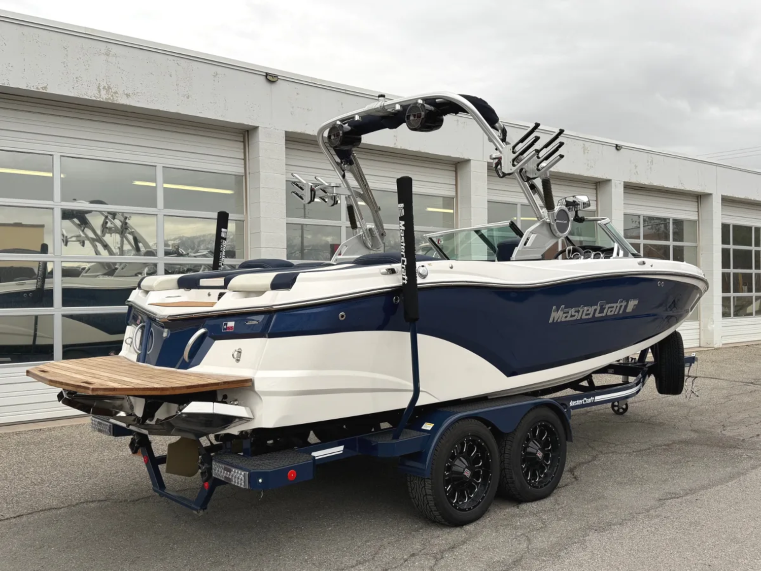 2019 22' MasterCraft "XT22" Bowrider