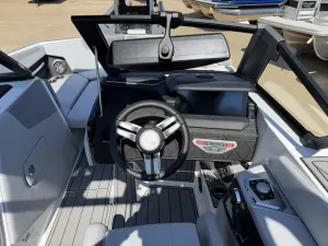 2026-nautique-gs24-129892-image11.webp