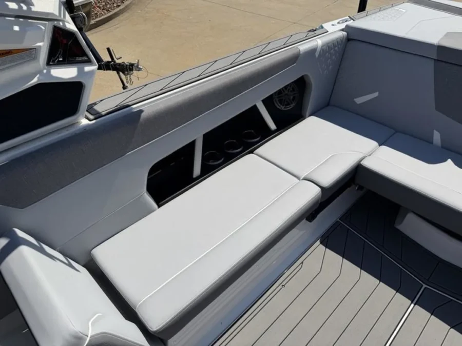 2026-nautique-gs24-129892-image12.webp