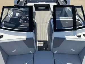 2026-nautique-gs24-129892-image7.webp