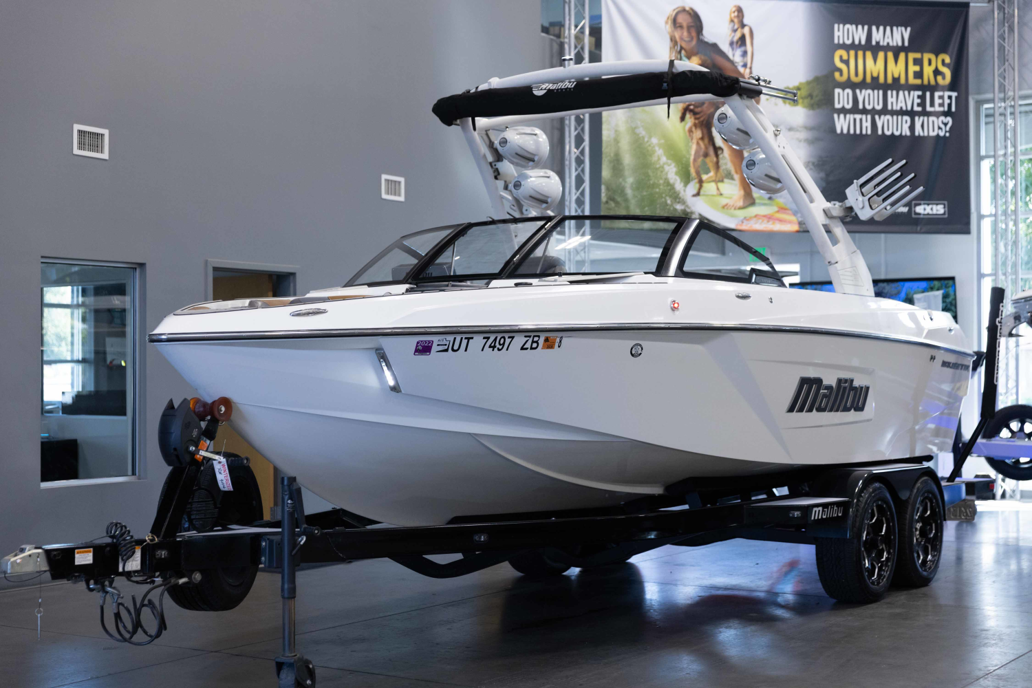 2020 Malibu Boats 23 LSV