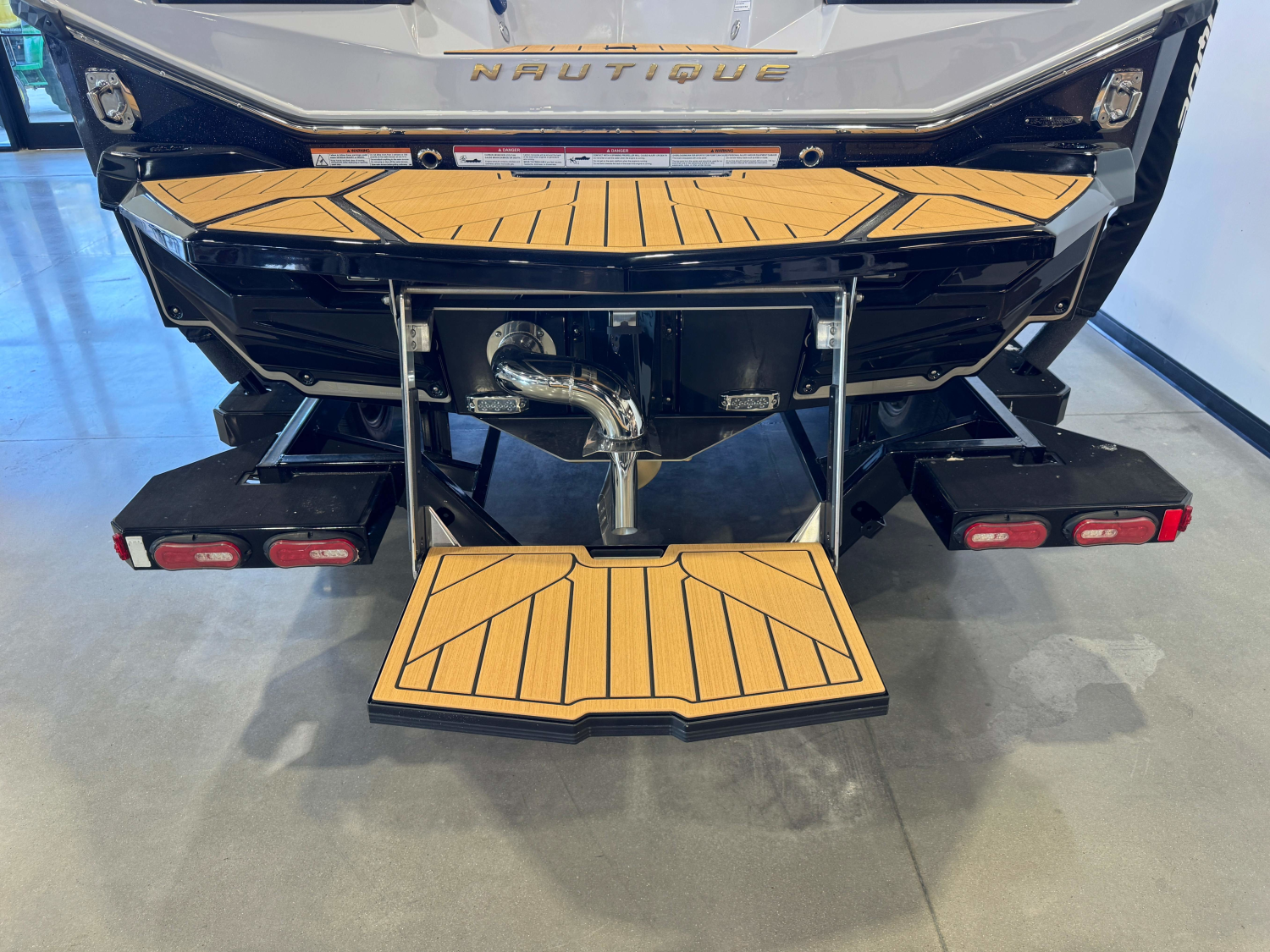 2027 Nautique Super Air Nautique S23
