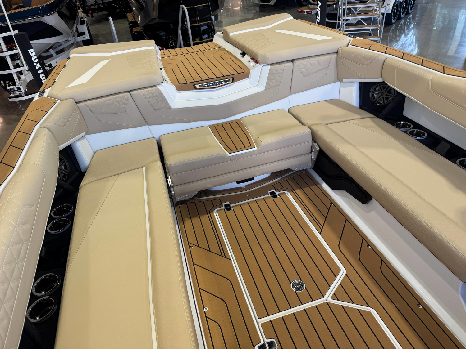 2027 Nautique Super Air Nautique S25
