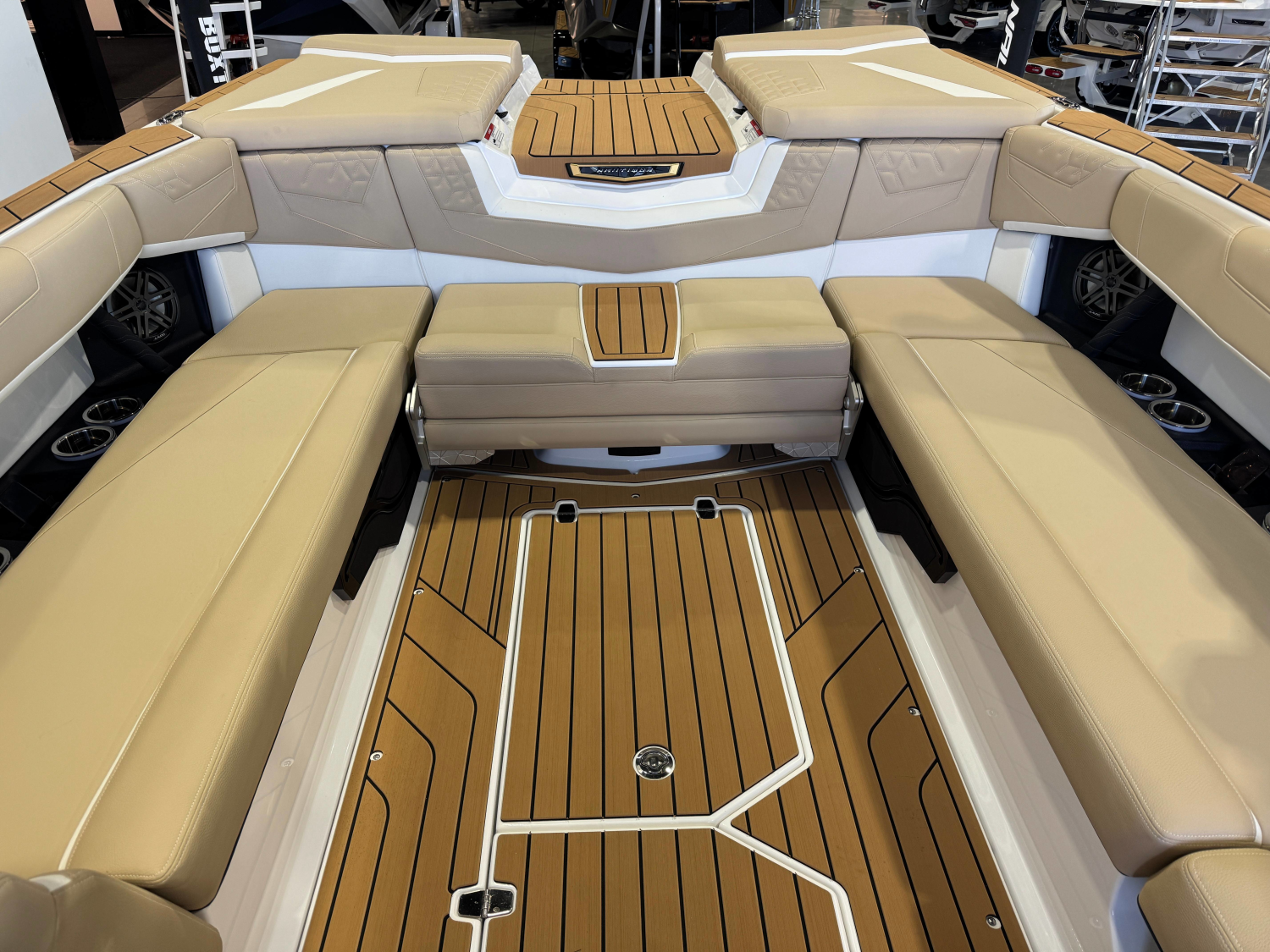 2027 Nautique Super Air Nautique S25
