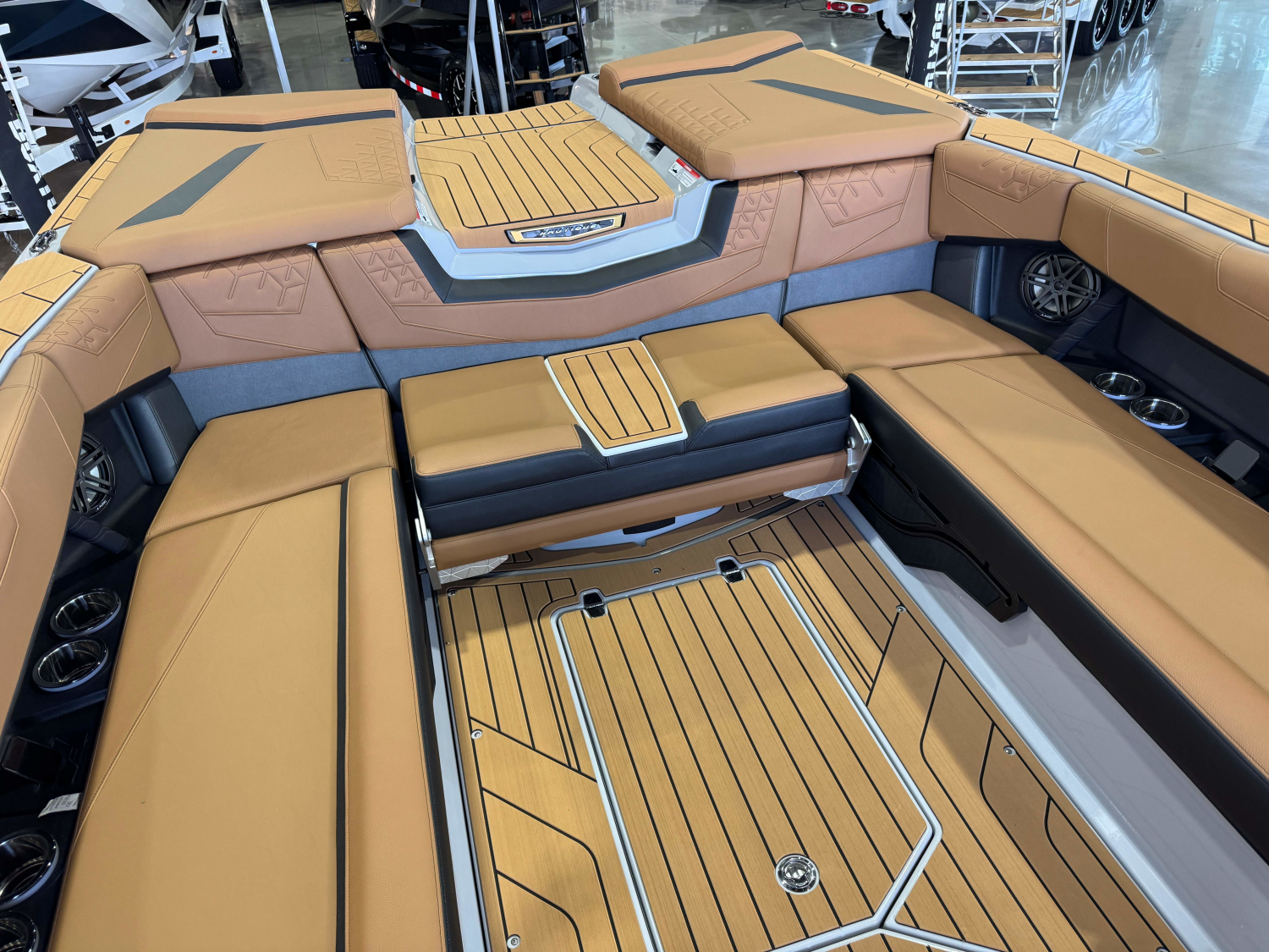 2027 Nautique Super Air Nautique S25