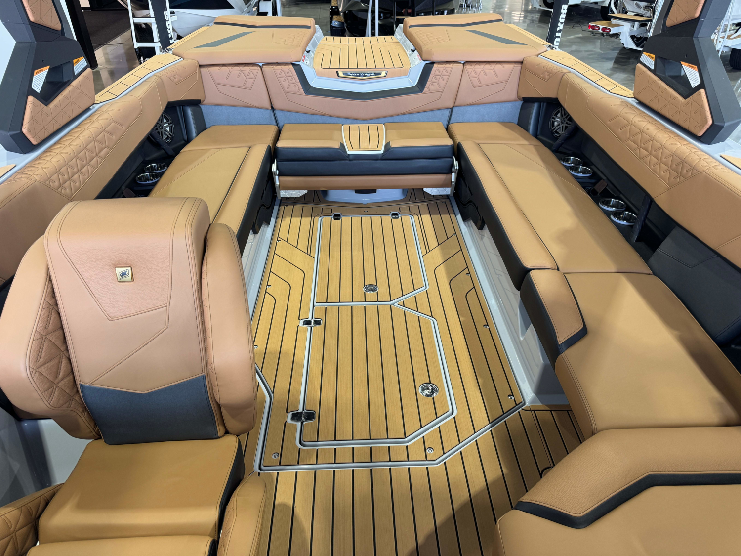 2027 Nautique Super Air Nautique S25