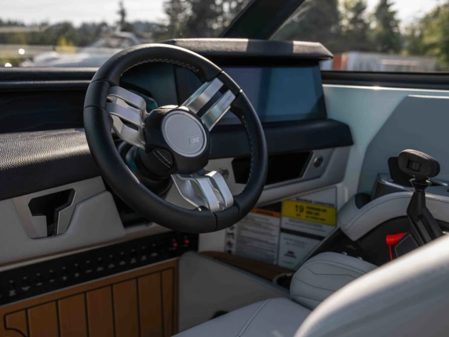 2027-nautique-g25-146922-image11