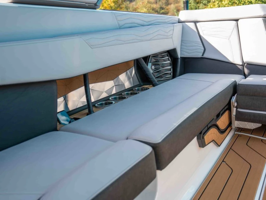2027-nautique-g25-146922-image20