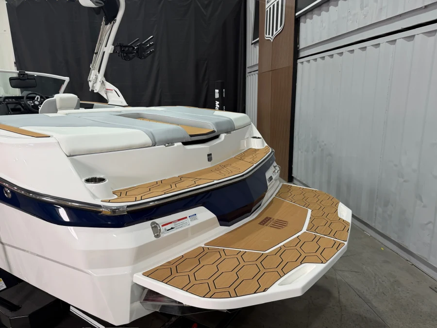 2027-mastercraft-nxt22-146925-image18