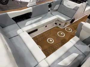 2027-mastercraft-nxt22-146925-image9