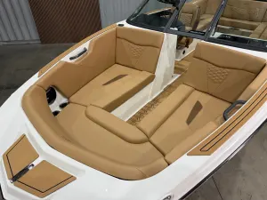 2027-mastercraft-nxt24-146927-image17