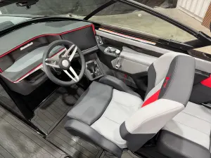 2027-mastercraft-xt23-146928-image11