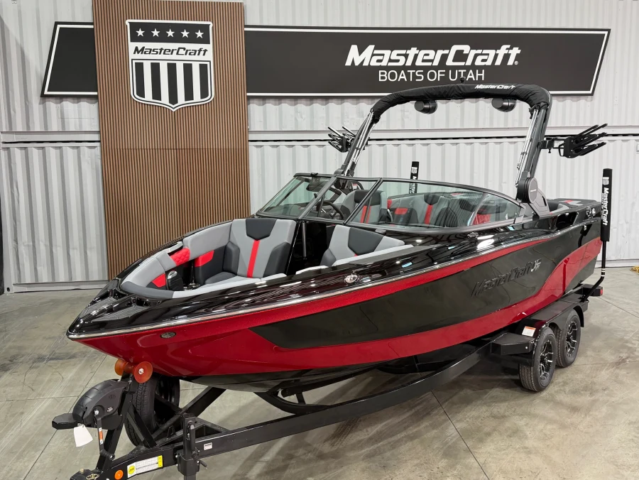 2027-mastercraft-xt23-146928-image15