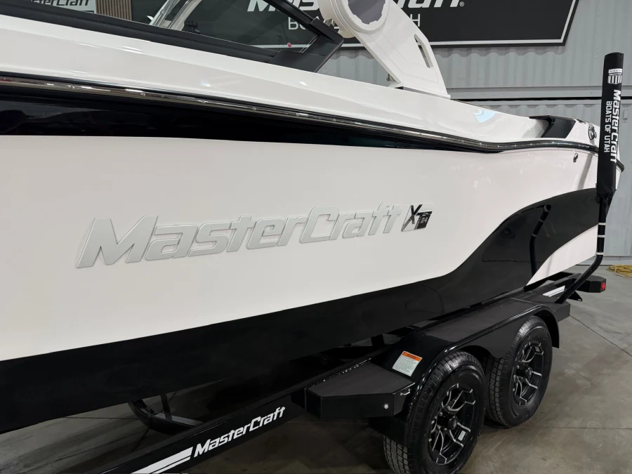 2027-mastercraft-xt24-146929-image18