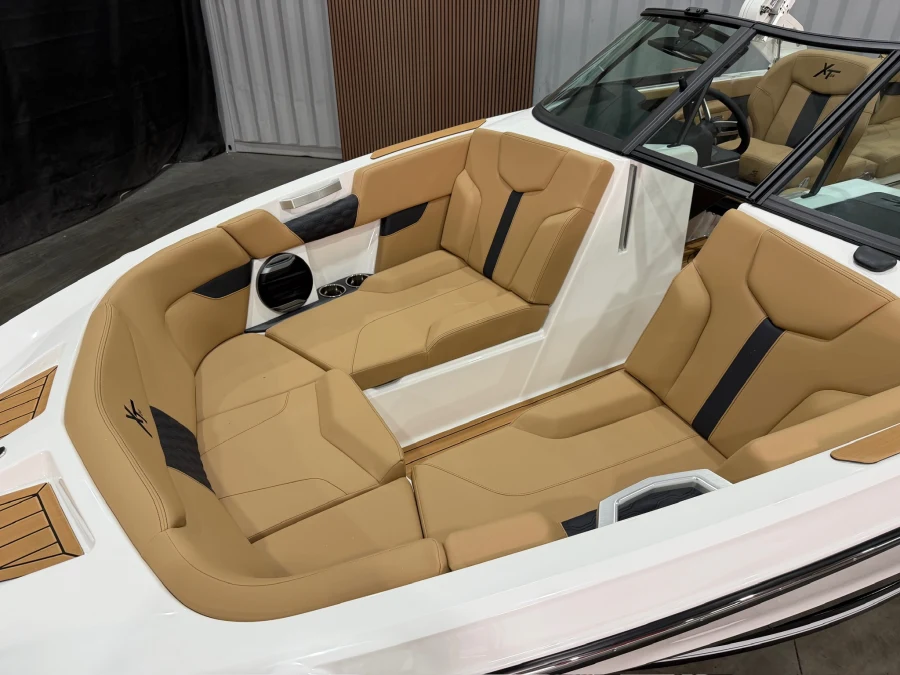 2027-mastercraft-xt24-146929-image19