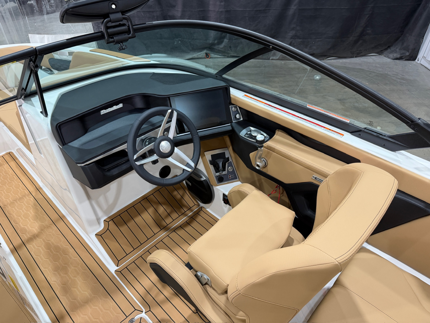 2027 MASTERCRAFT XT24