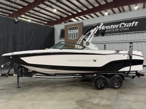 2027-mastercraft-xt24-146929-image2