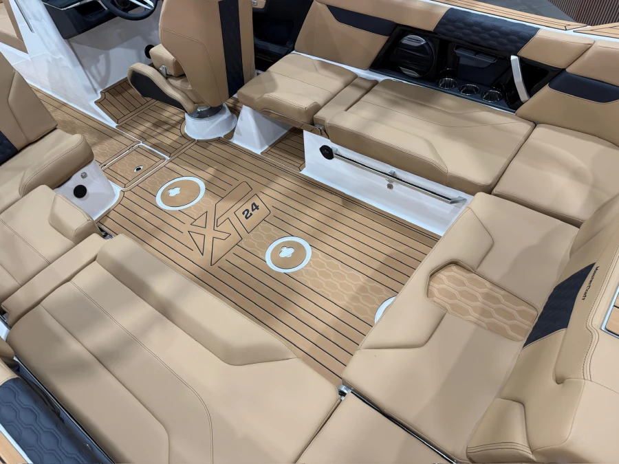 2027-mastercraft-xt24-146929-image9