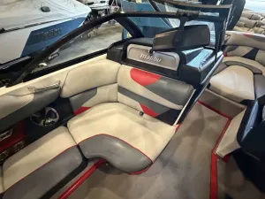 2017-malibu-wakesetter-vlx-146931-image13