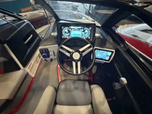 2017-malibu-wakesetter-vlx-146931-image23