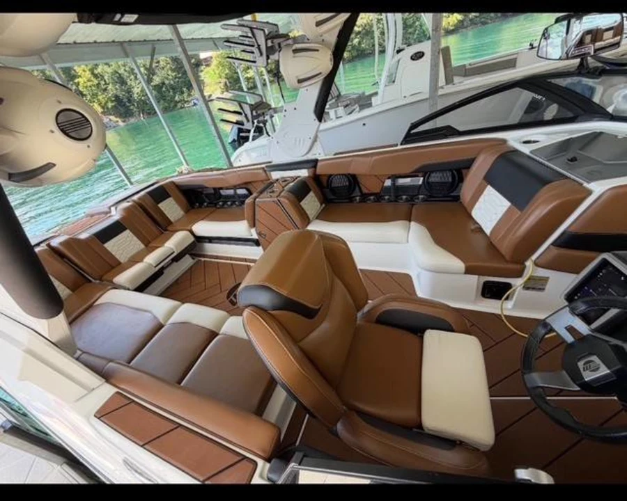 2023-malibu-wakesetter-26-lsv-146933-image3