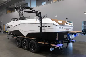 2023-malibu-wakesetter-25-lsv-146940-image3