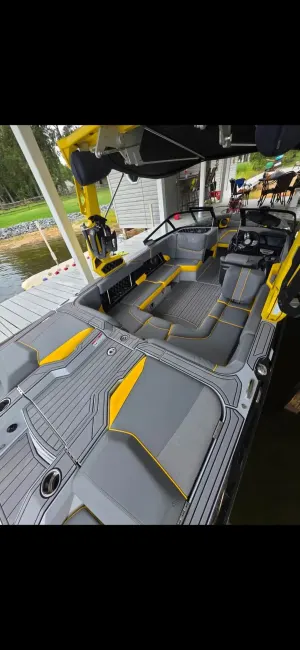 2022 Super Air Nautique GS22 Icon