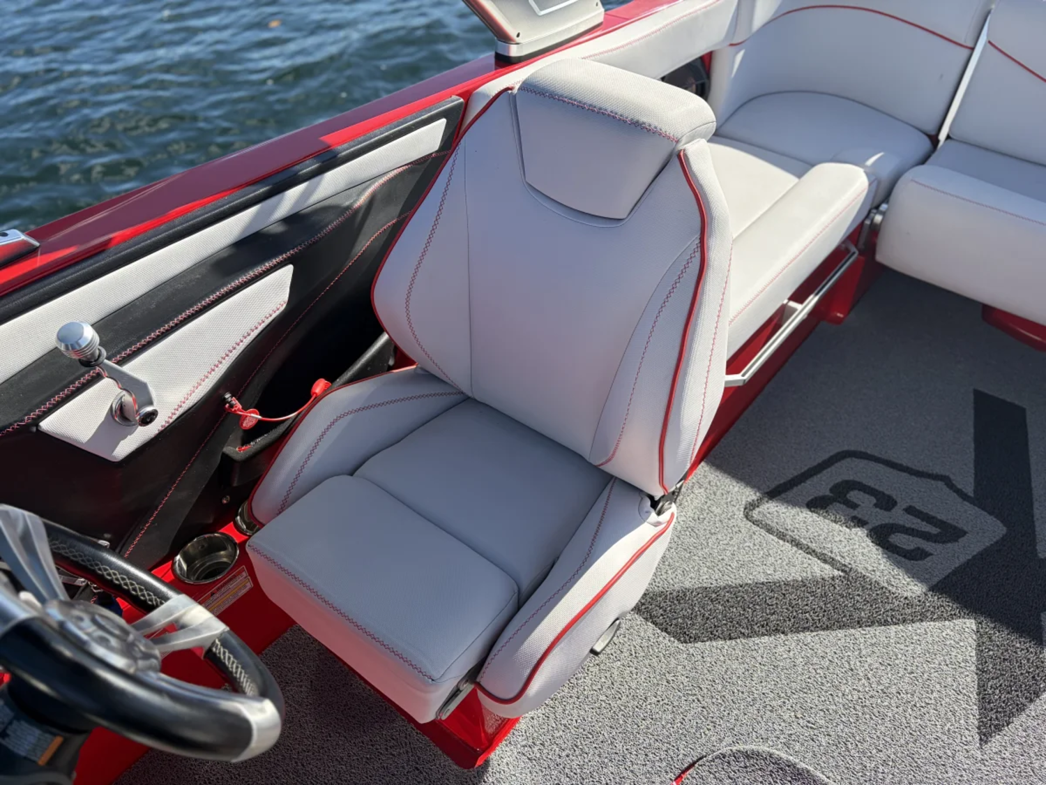 2018 MasterCraft X23