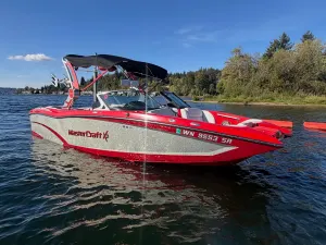 2018-mastercraft-x23-146963-image2.webp