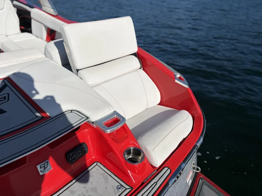 2018-mastercraft-x23-146963-image3.webp
