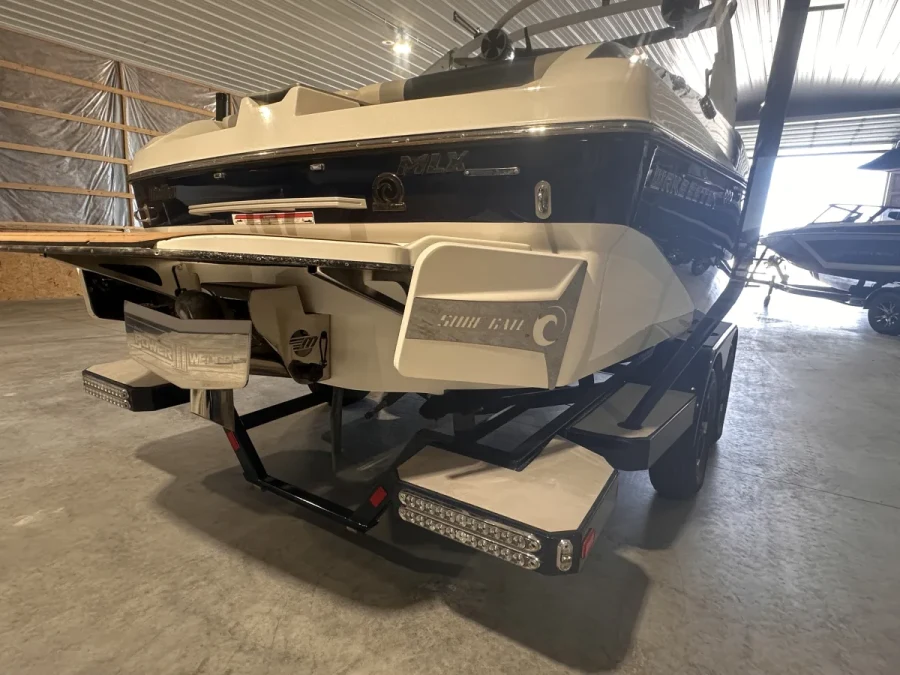 2019-malibu-21-mlx-146964-image1.webp