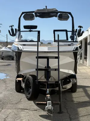2024-nautique-g23-146967-image3.webp