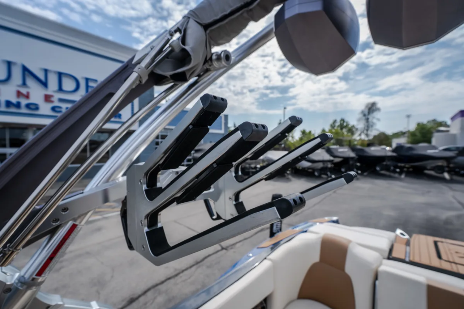 2021 MasterCraft X24