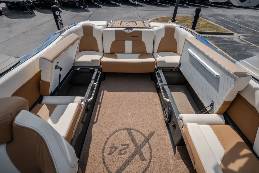 2021-mastercraft-x24-146970-image22.webp
