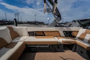 2021-mastercraft-x24-146970-image29.webp