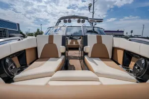 2021-mastercraft-x24-146970-image5.webp