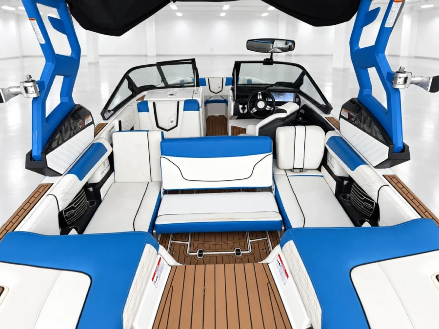 2019-nautique-g23-146972-image3.webp