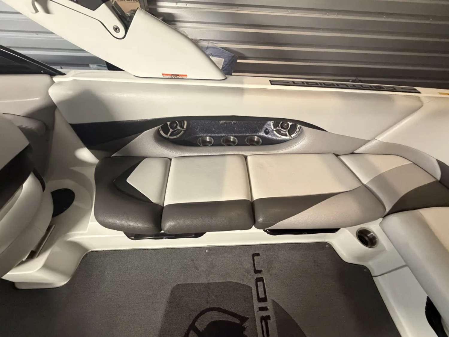 2015 Centurion Enzo FS33 PCM ZR450 Downfire Audio Loaded Excellent Condition