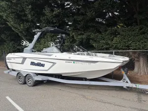 2021-malibu-wakesetter-24-mxz-146977-image0.webp