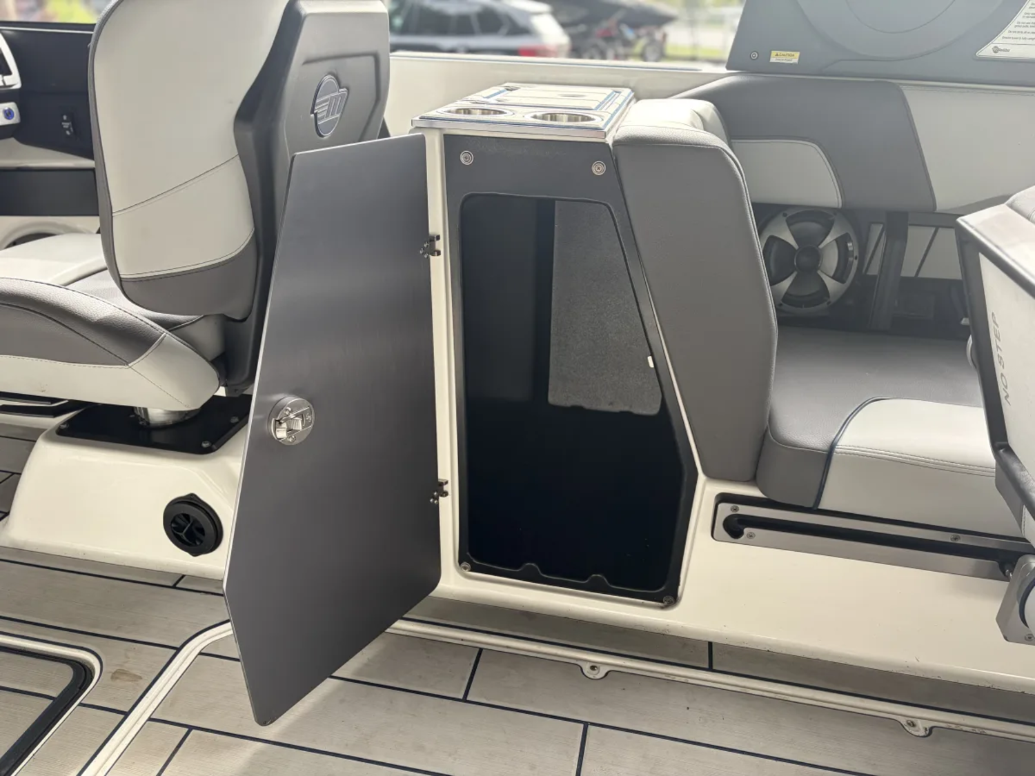 2021 Malibu 24 MXZ