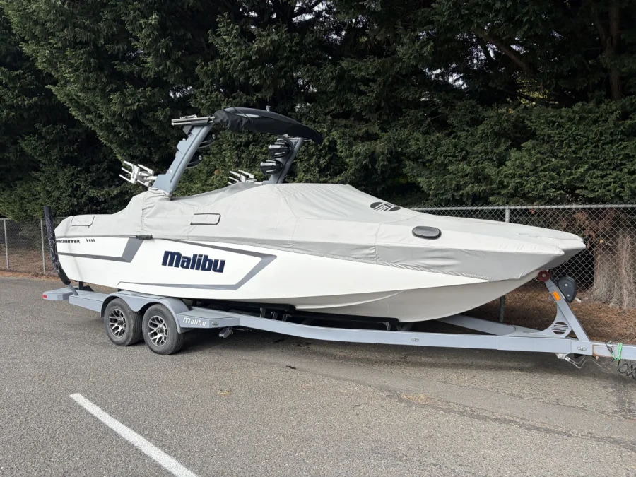 2021-malibu-wakesetter-24-mxz-146977-image18.webp