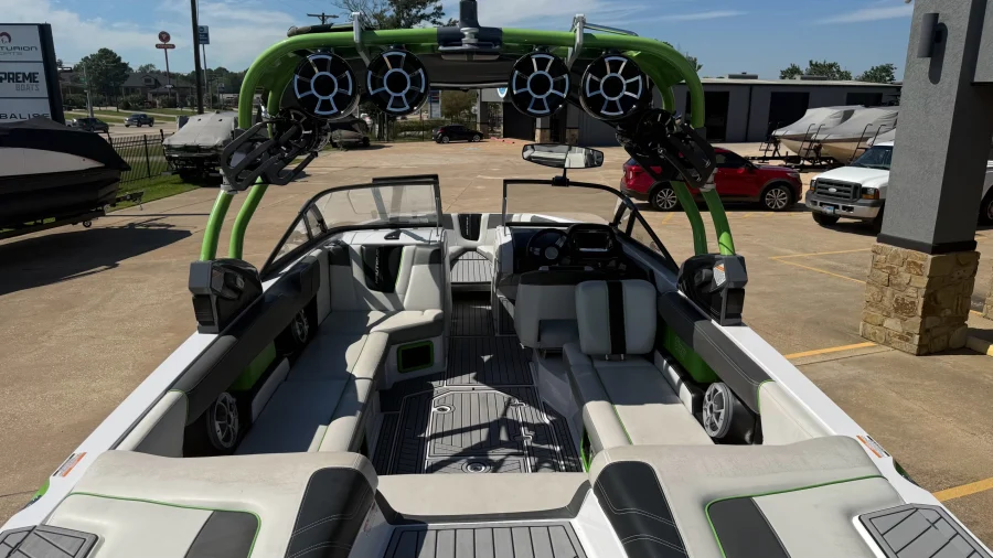 2015-nautique-g25-147359-image5