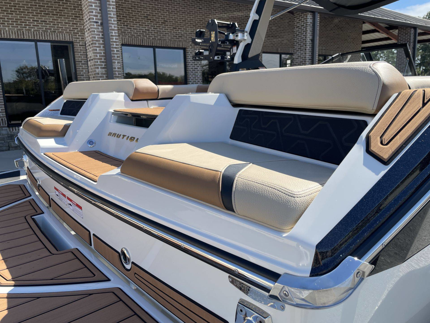 2027 Nautique GS20