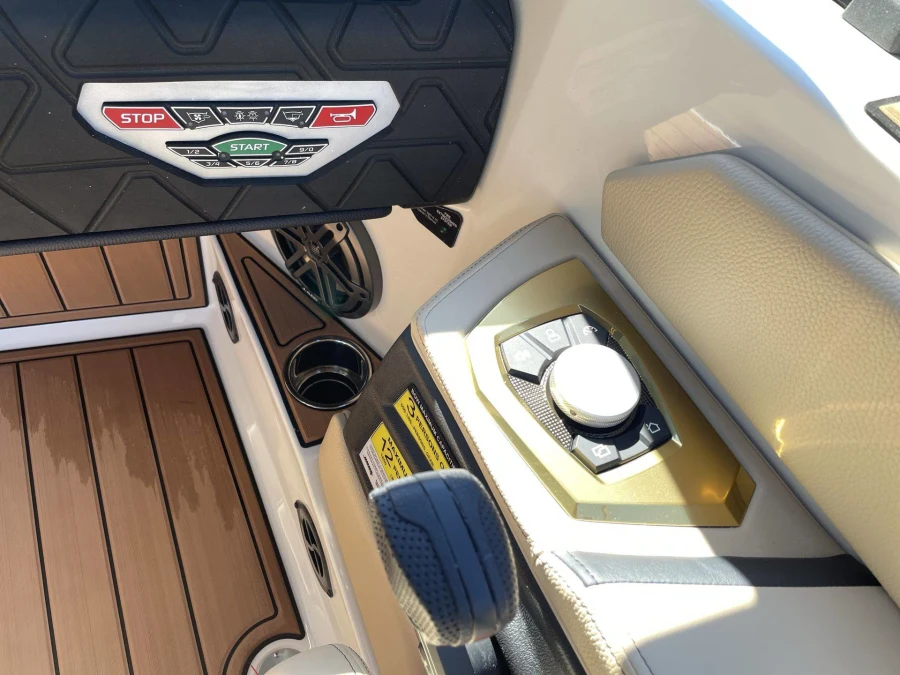 2027-nautique-gs20-147361-image26