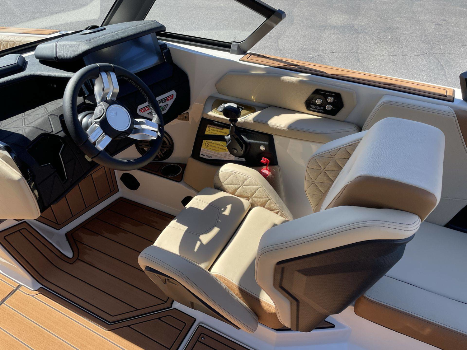 2027 Nautique GS20